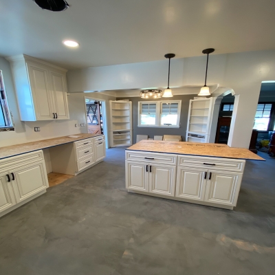 Antique White Kitchen Cabinets