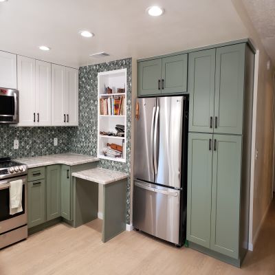 Shaker Green Kitchen Cabinets